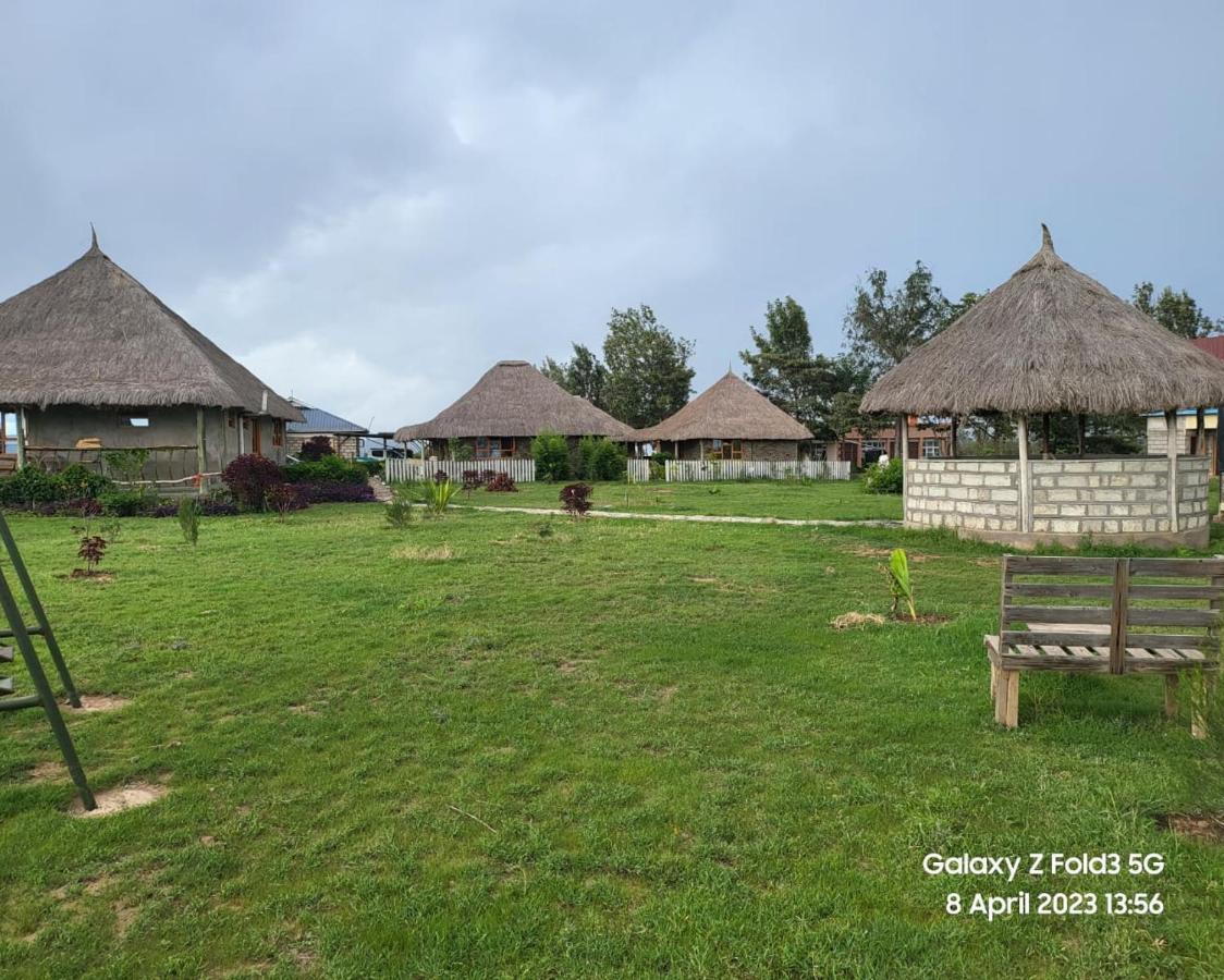 Le Tai Village Resort Near Solio Game Reserve Mweiga Екстер'єр фото