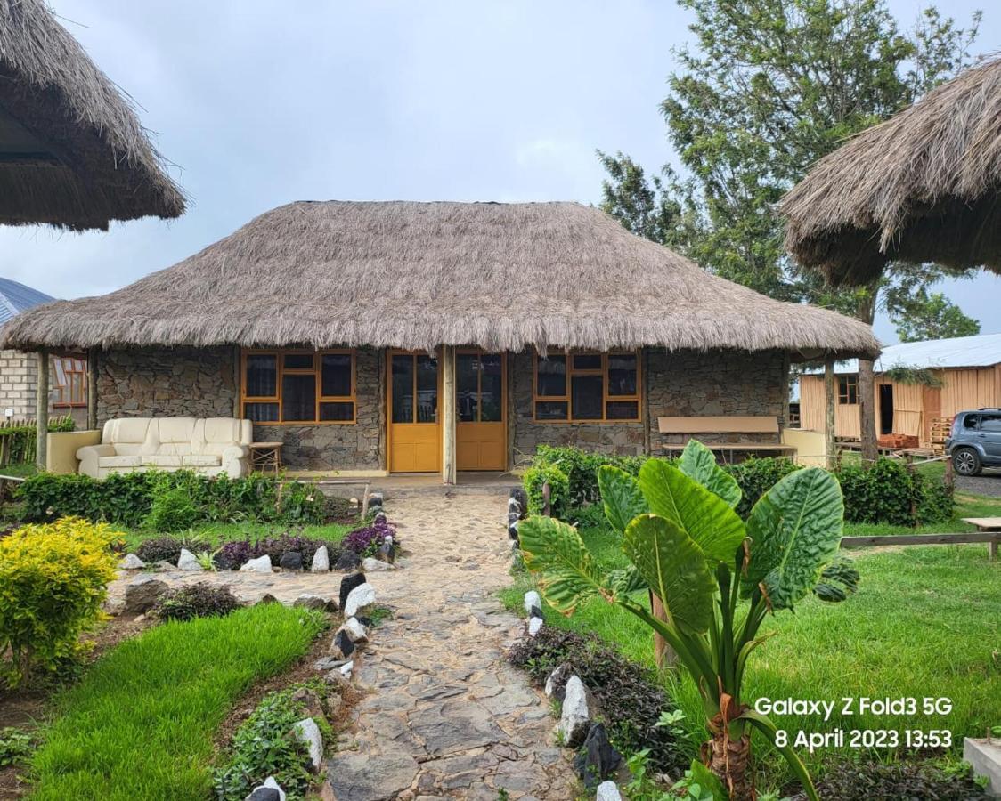 Le Tai Village Resort Near Solio Game Reserve Mweiga Екстер'єр фото